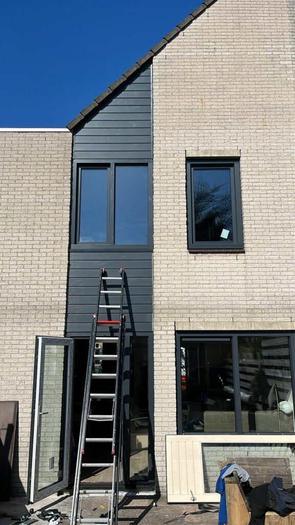 gezinshuis in Veenendaal voorzien van kunststof kozijnen
